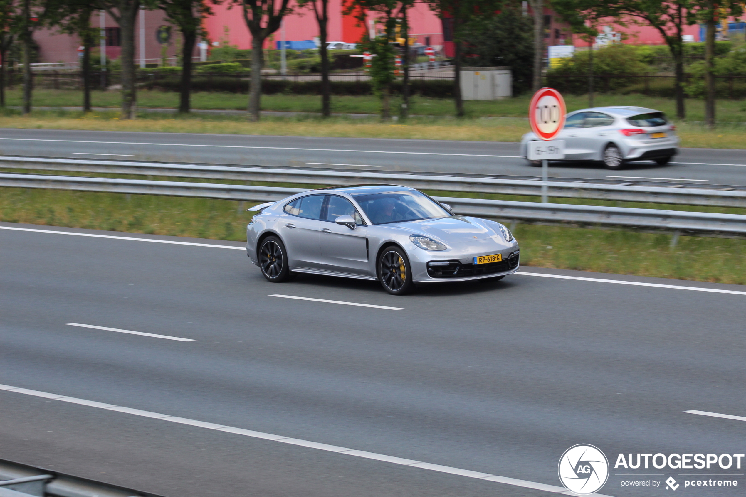 Porsche 971 Panamera Turbo S E-Hybrid