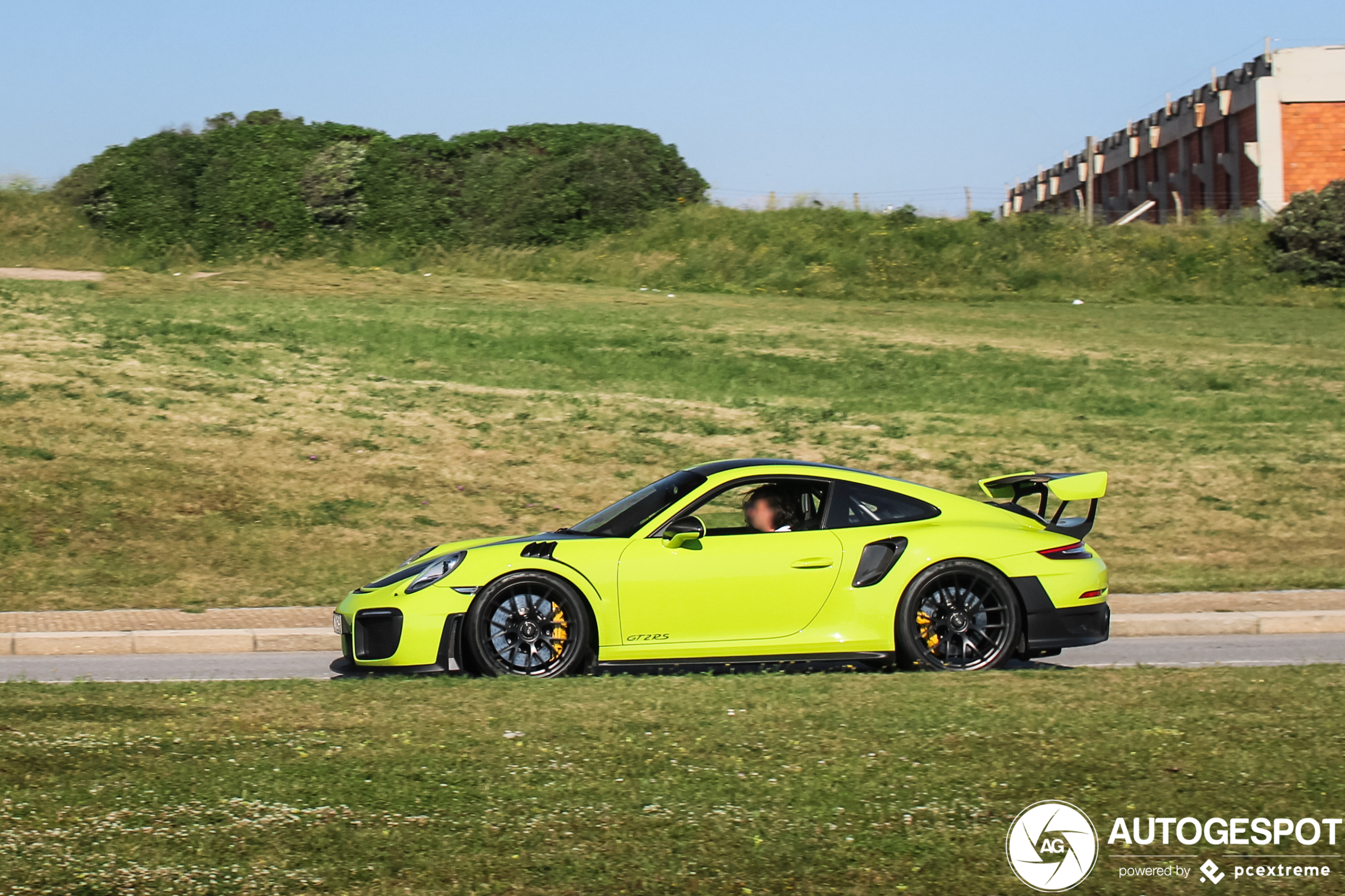 Porsche 991 GT2 RS Weissach Package