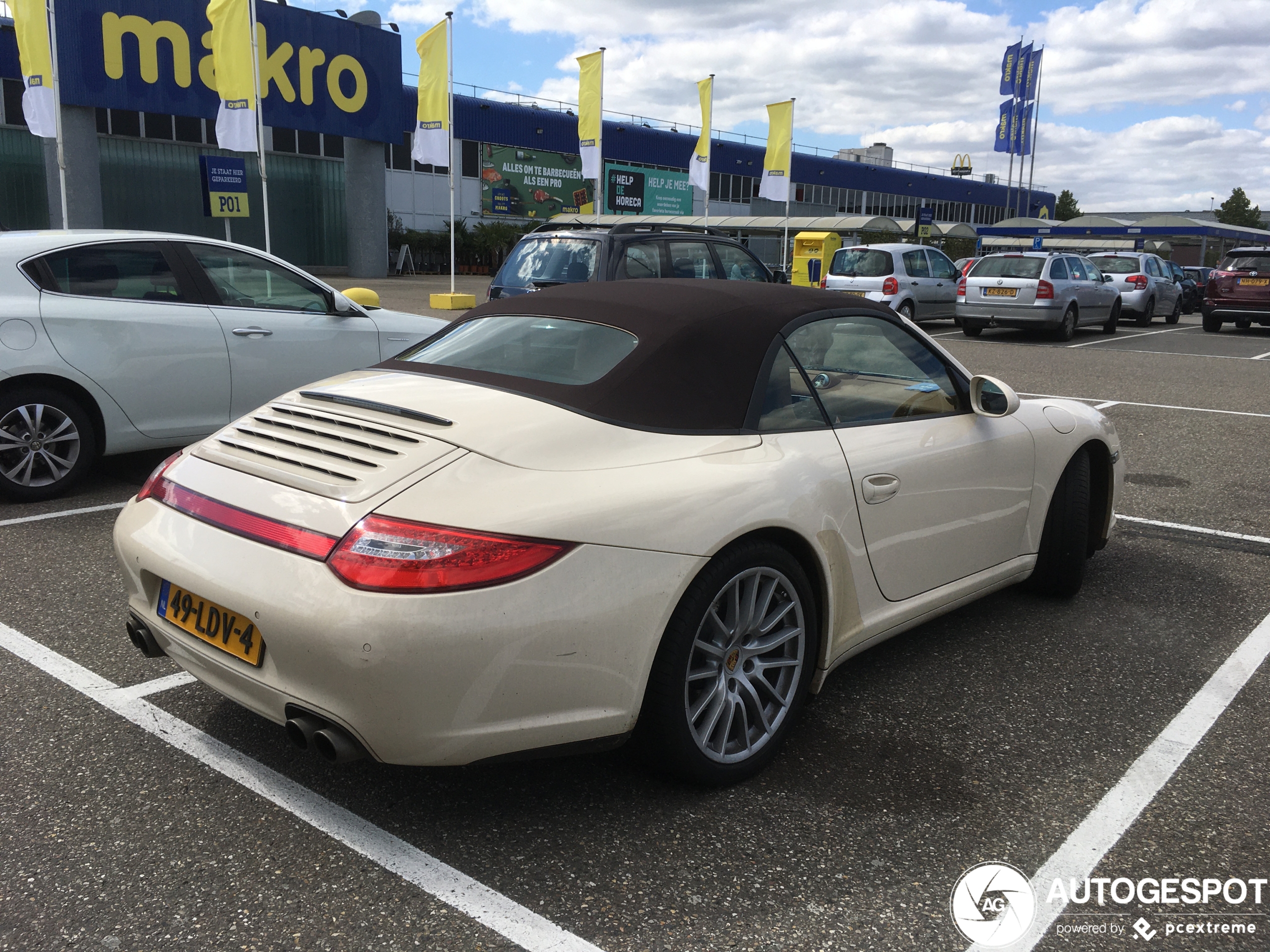 Porsche 997 Carrera 4S Cabriolet MkII