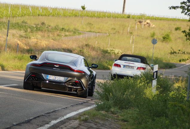 Aston Martin V8 Vantage 2018