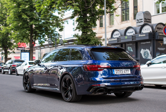 Audi RS4 Avant B9