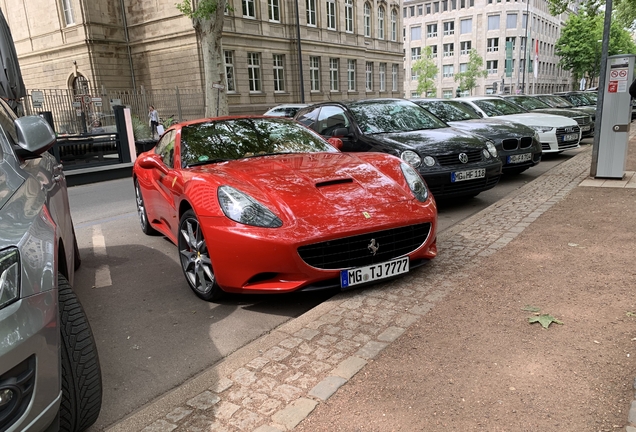 Ferrari California