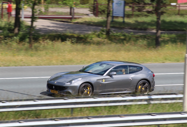 Ferrari FF