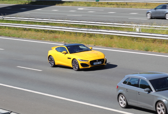 Jaguar F-TYPE R Coupé 2020