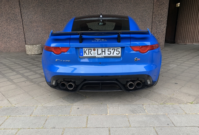 Jaguar F-TYPE SVR Coupé