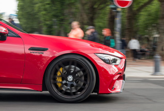 Mercedes-AMG GT 63 S X290