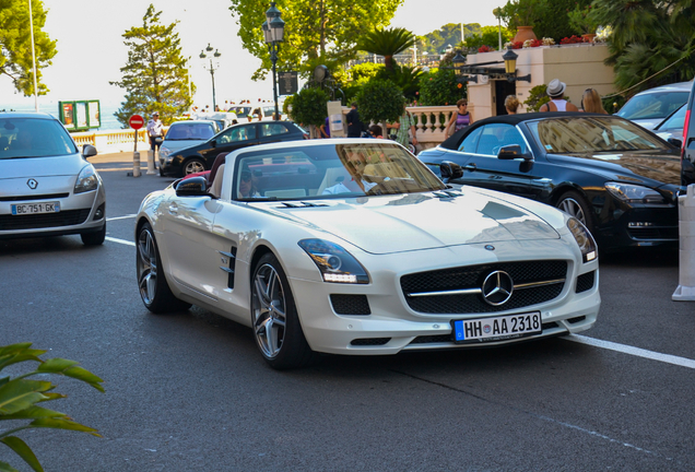 Mercedes-Benz SLS AMG GT Roadster