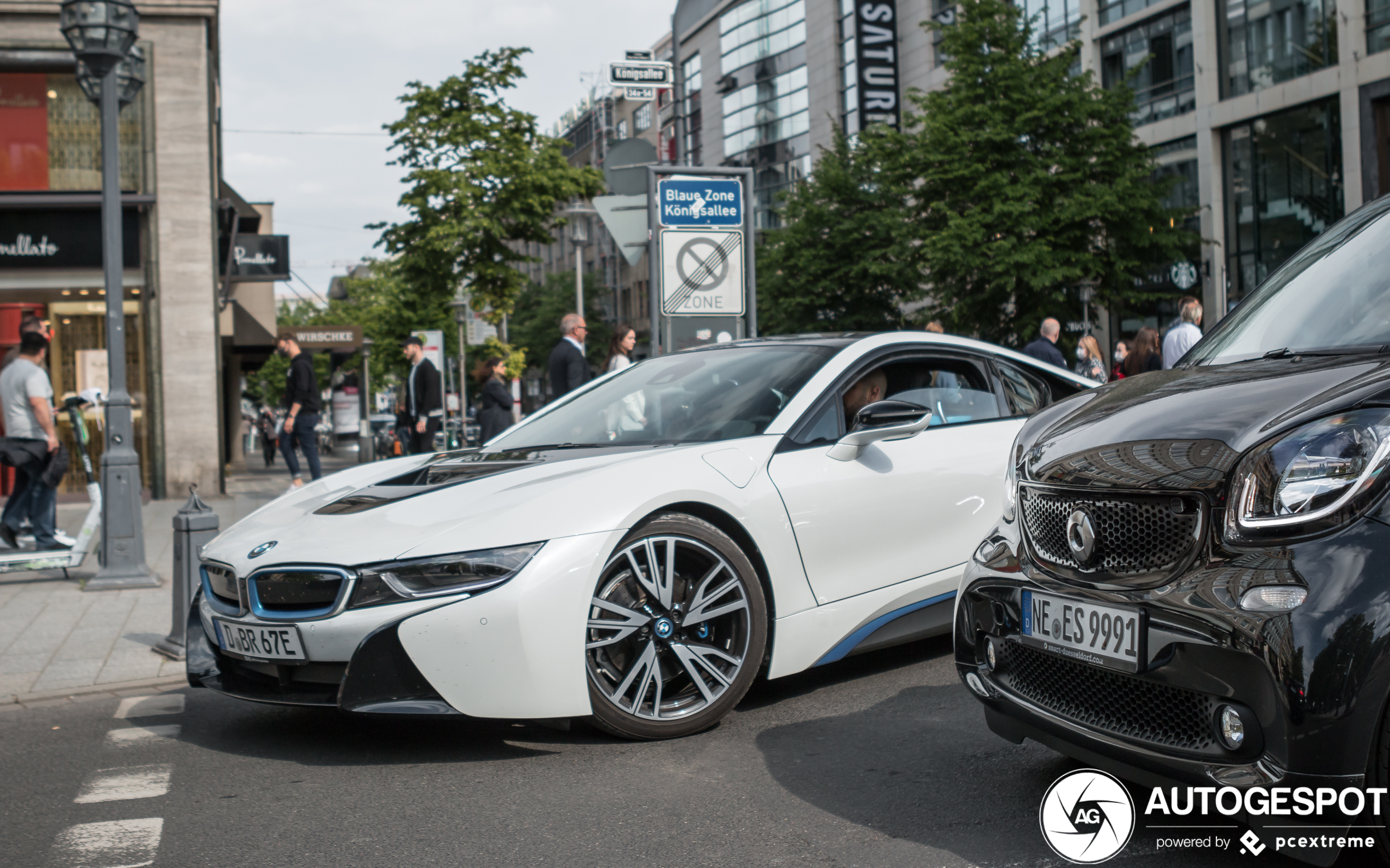 BMW i8