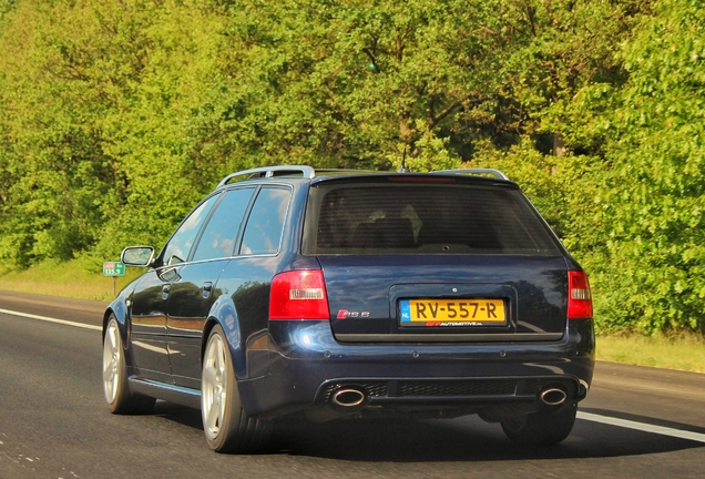 Audi RS6 Avant C5