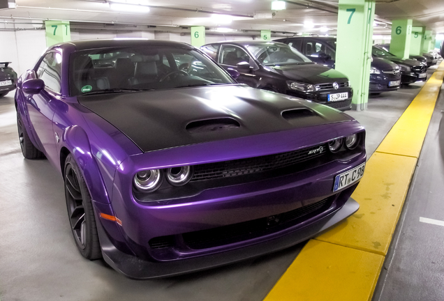 Dodge Challenger SRT Hellcat Widebody