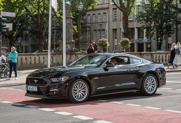 Ford Mustang GT 2015