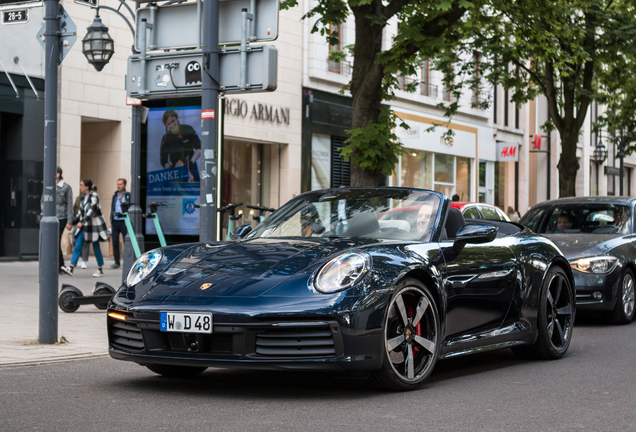 Porsche 992 Carrera 4S Cabriolet