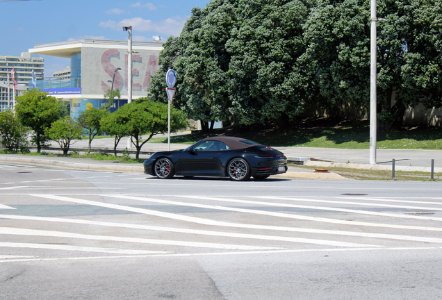 Porsche 992 Carrera S Cabriolet