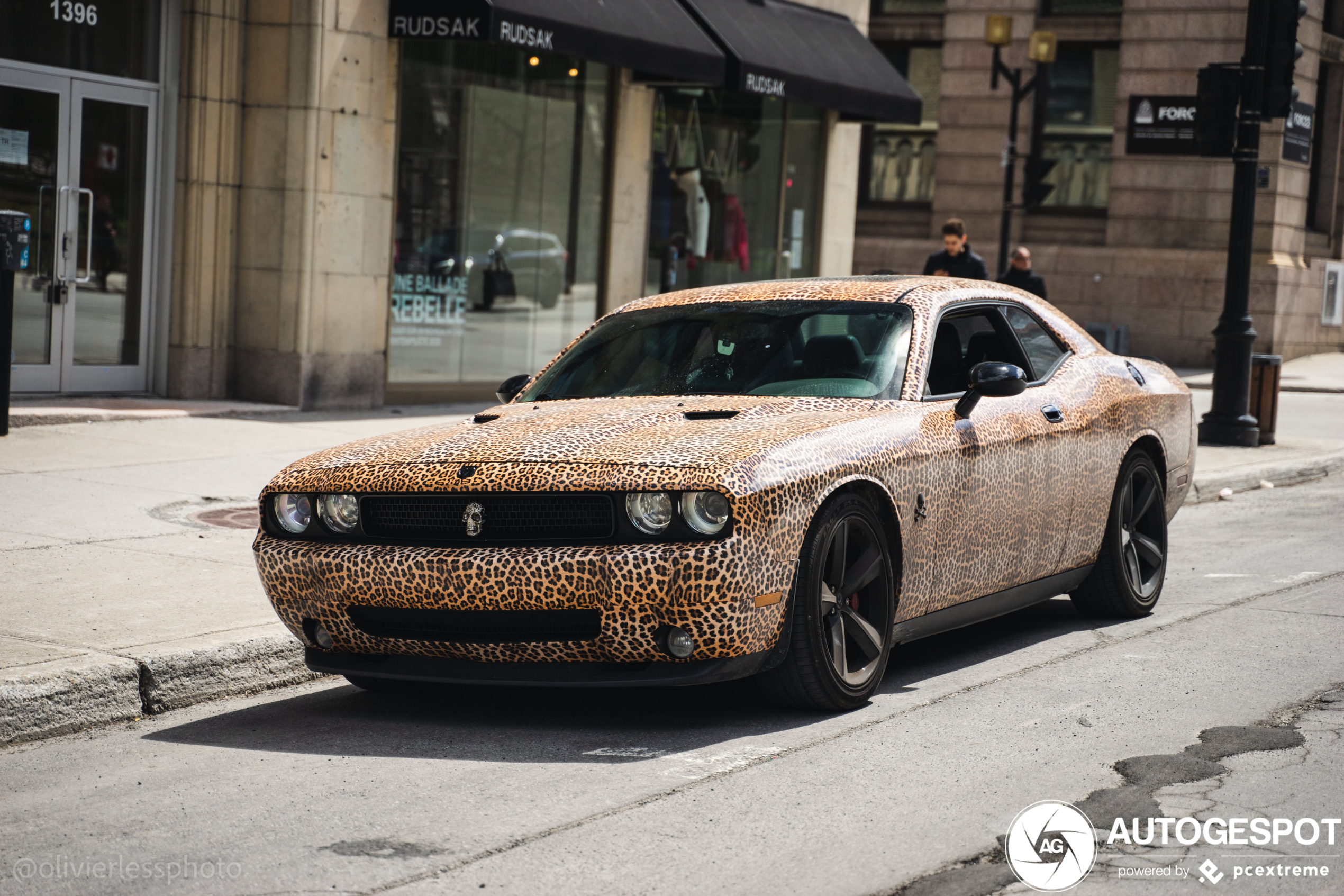 Dodge Challenger SRT-8