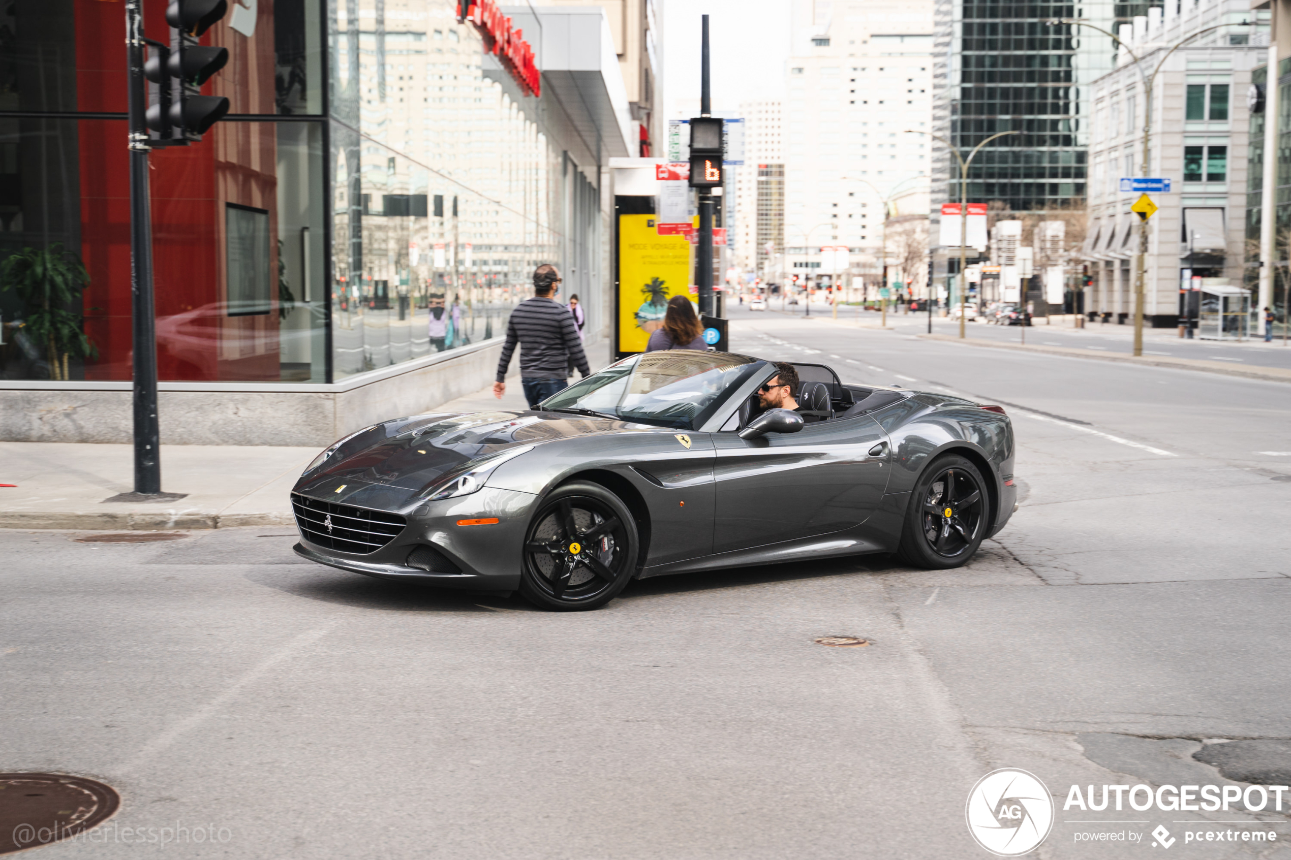 Ferrari California T