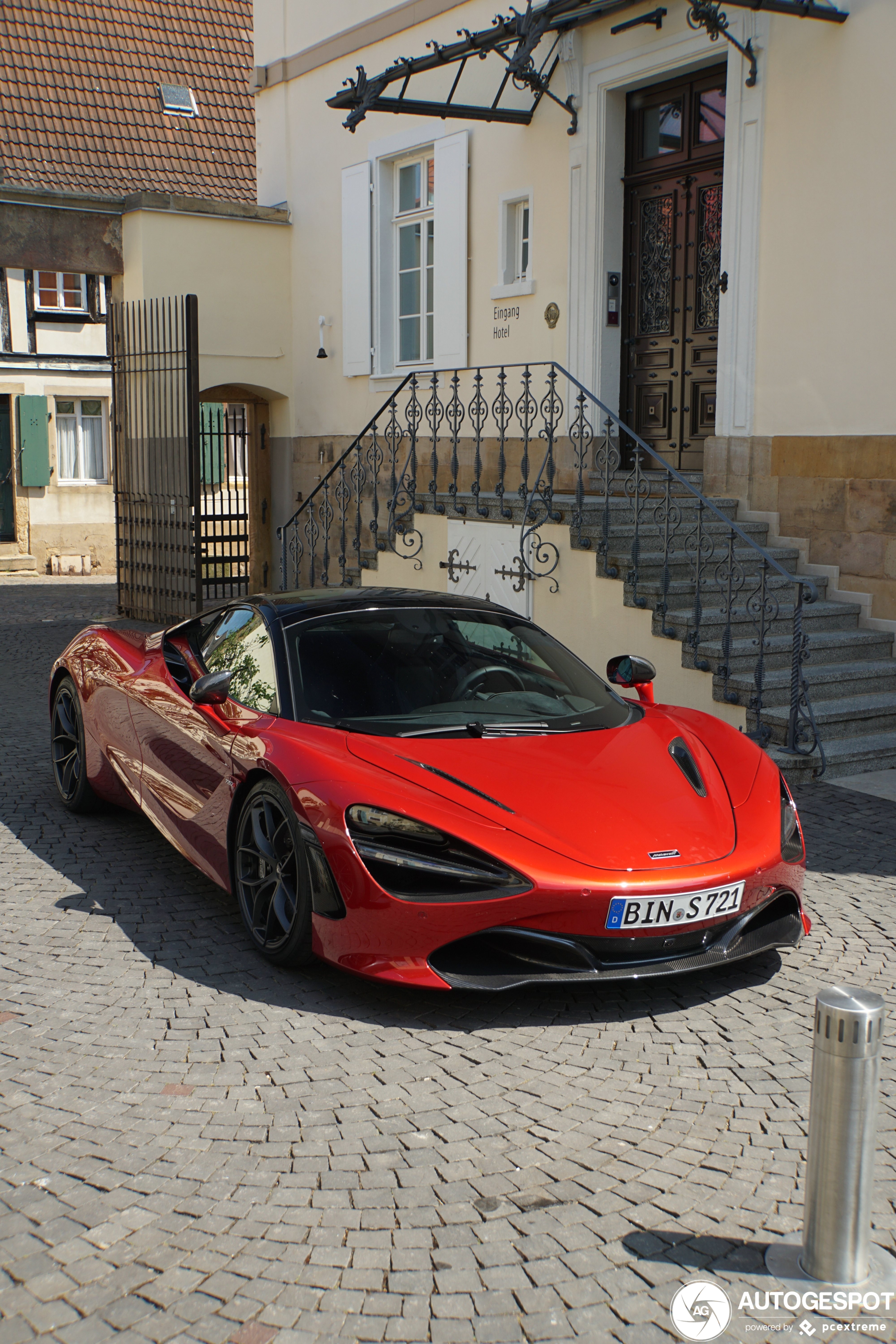 McLaren 720S Spider