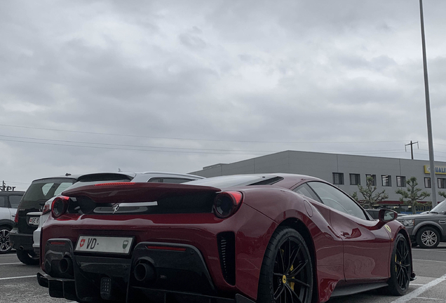 Ferrari 488 Pista