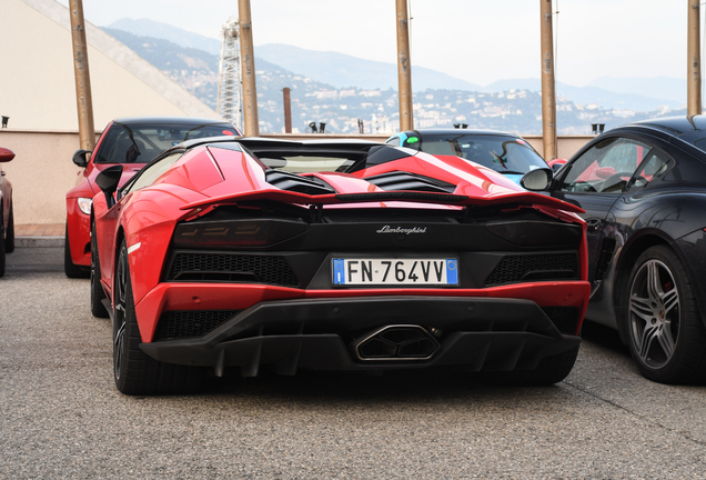 Lamborghini Aventador S LP740-4 Roadster