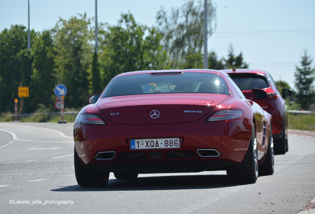 Mercedes-Benz SLS AMG