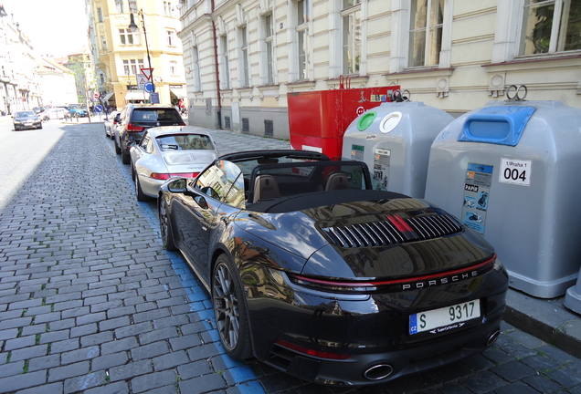 Porsche 992 Carrera 4S Cabriolet