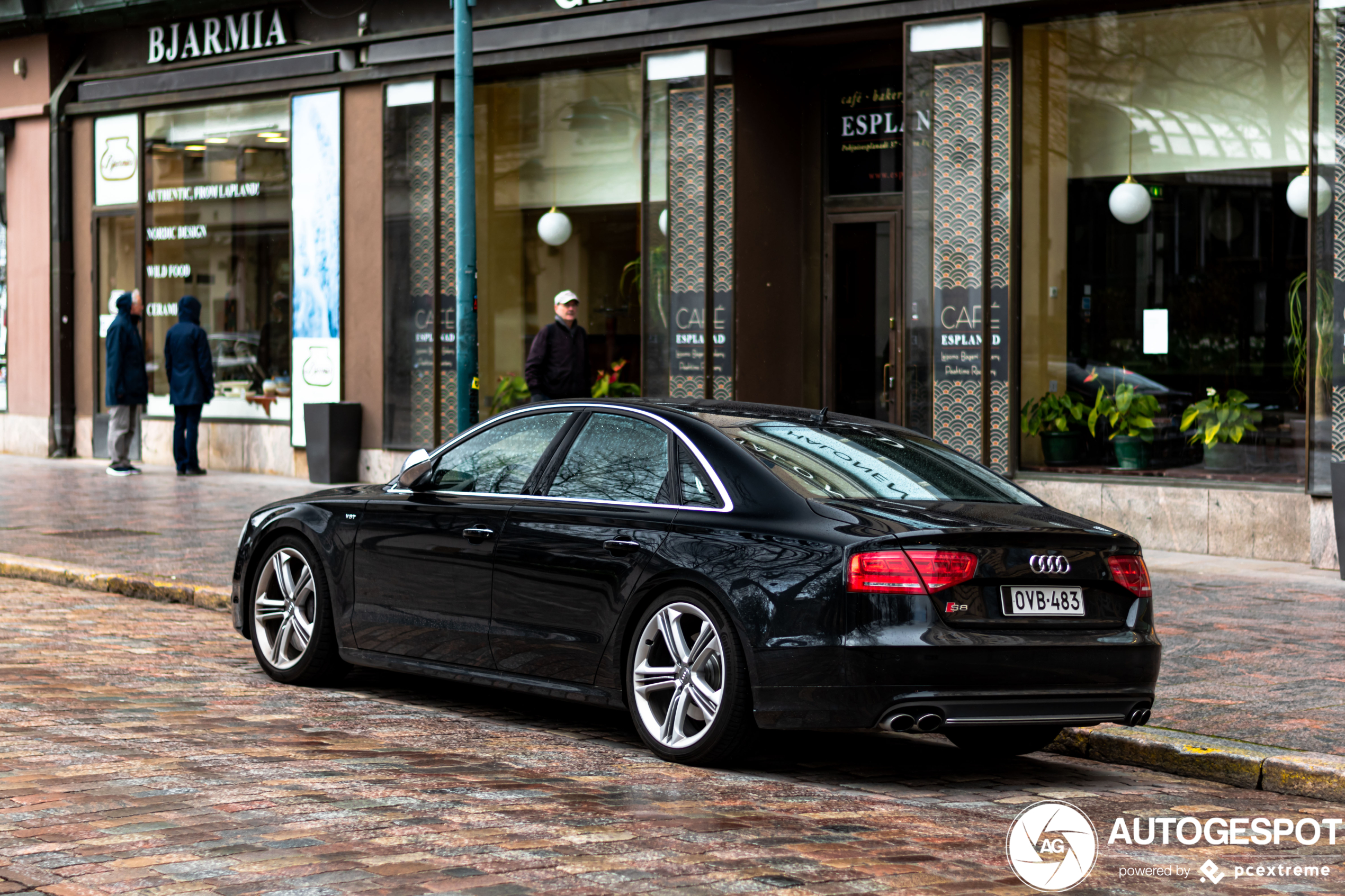 Audi S8 D4