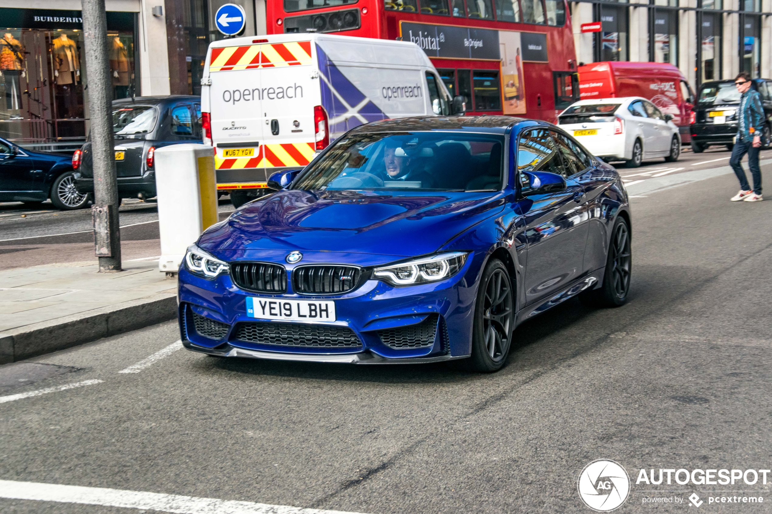 BMW M4 F82 CS