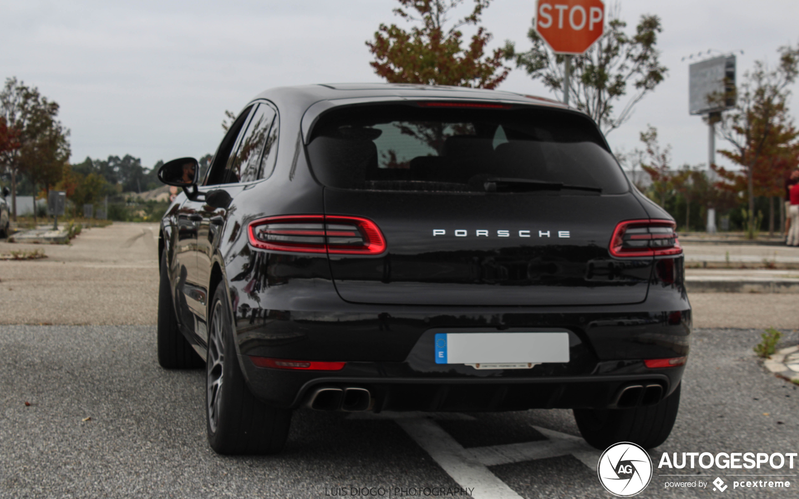 Porsche 95B Macan Turbo