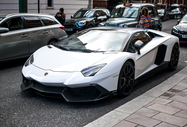 Lamborghini Aventador LP720-4 Roadster 50° Anniversario