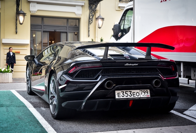 Lamborghini Huracán LP640-4 Performante