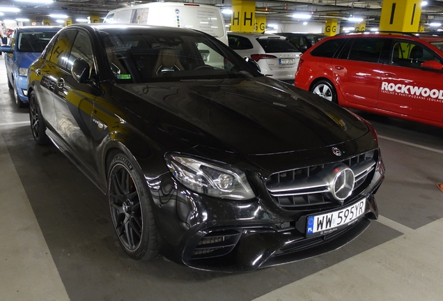 Mercedes-AMG E 63 S W213