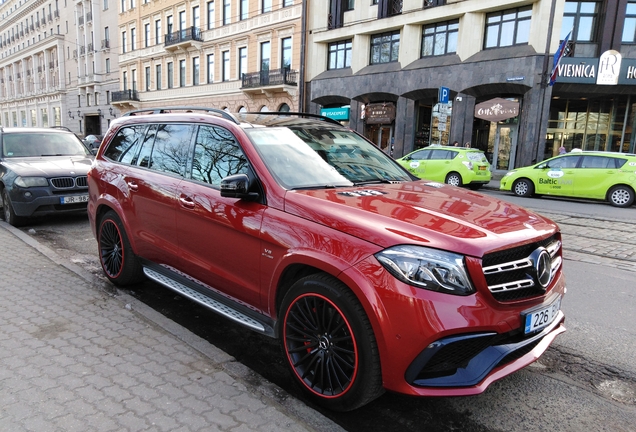 Mercedes-AMG GLS 63 X166