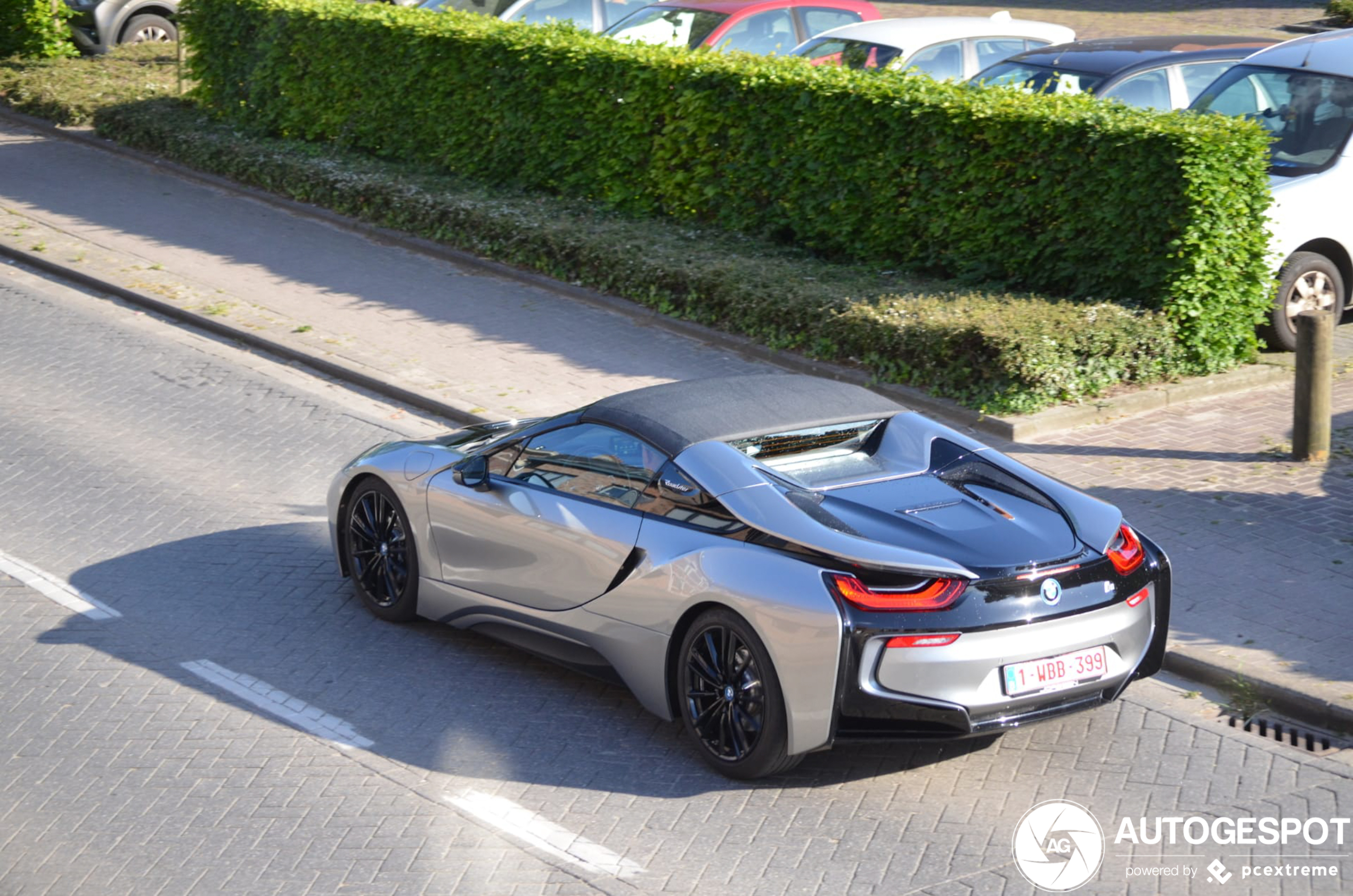 BMW i8 Roadster