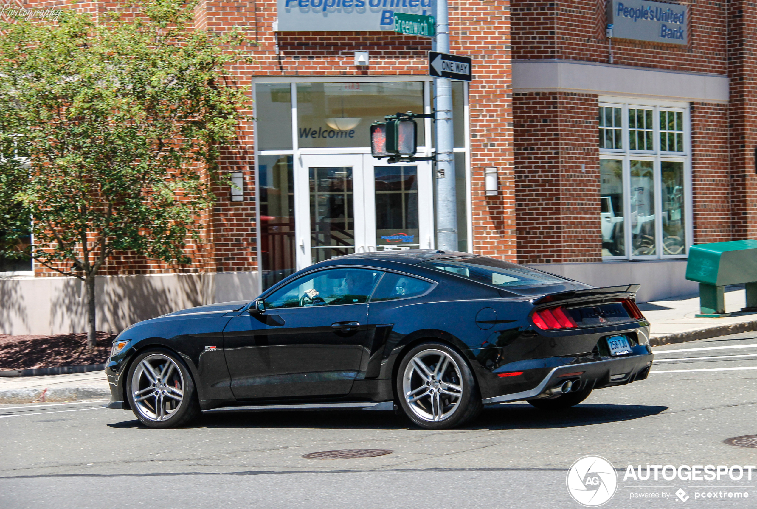 Ford Mustang Roush Stage 1 2015