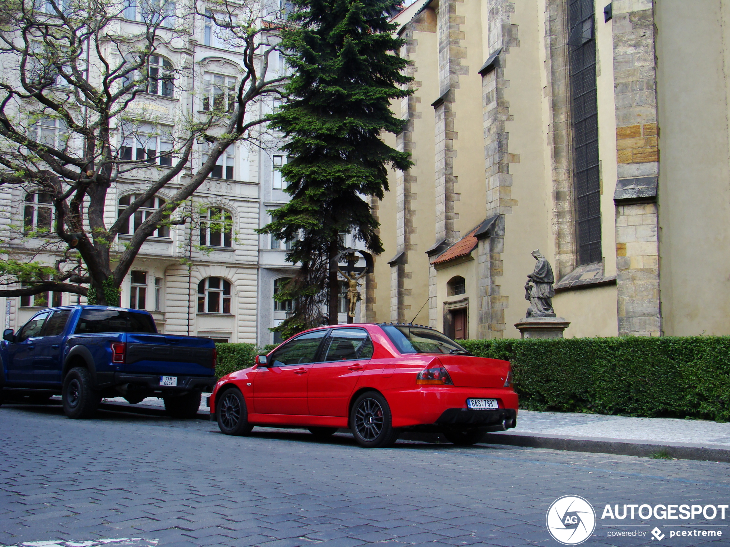 Mitsubishi Lancer Evolution VIII MR FQ-400