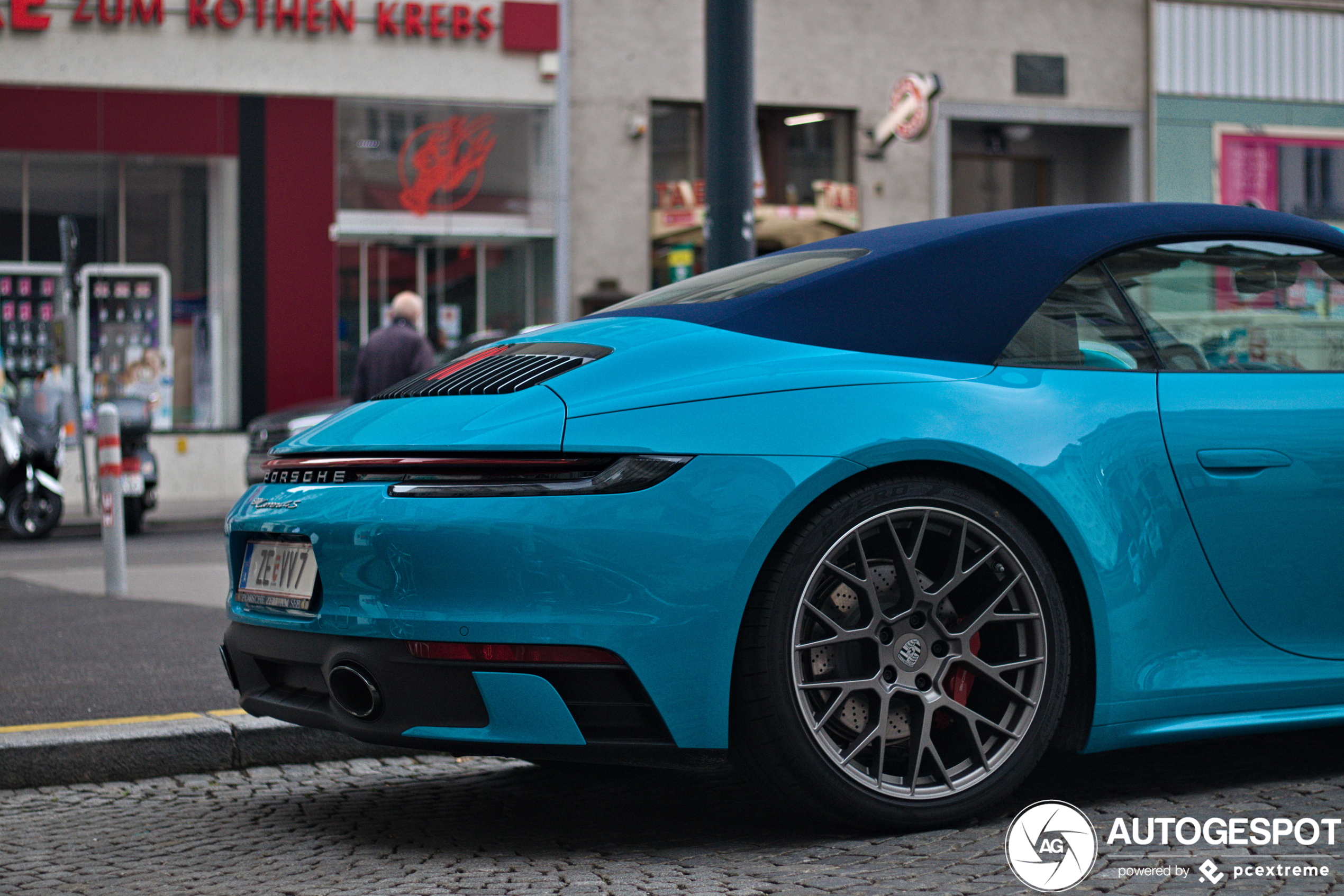 Porsche 992 Carrera 4S Cabriolet