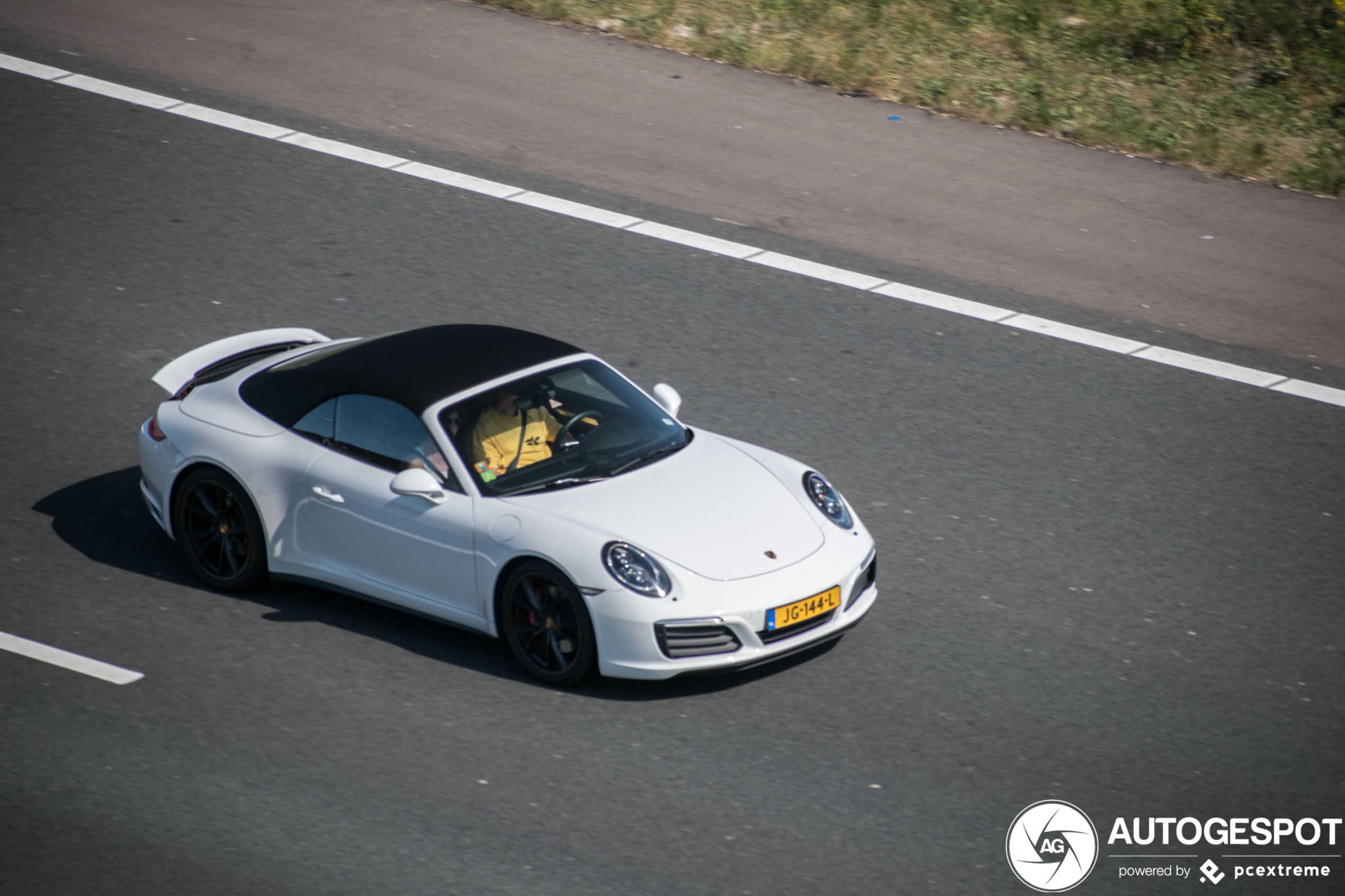 Porsche 991 Carrera 4S Cabriolet MkII