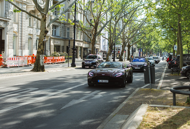 Aston Martin DB11 V8 Volante