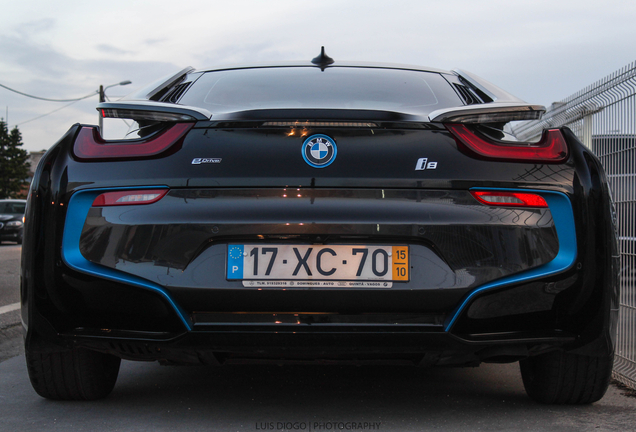 BMW i8