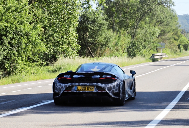 McLaren 765LT