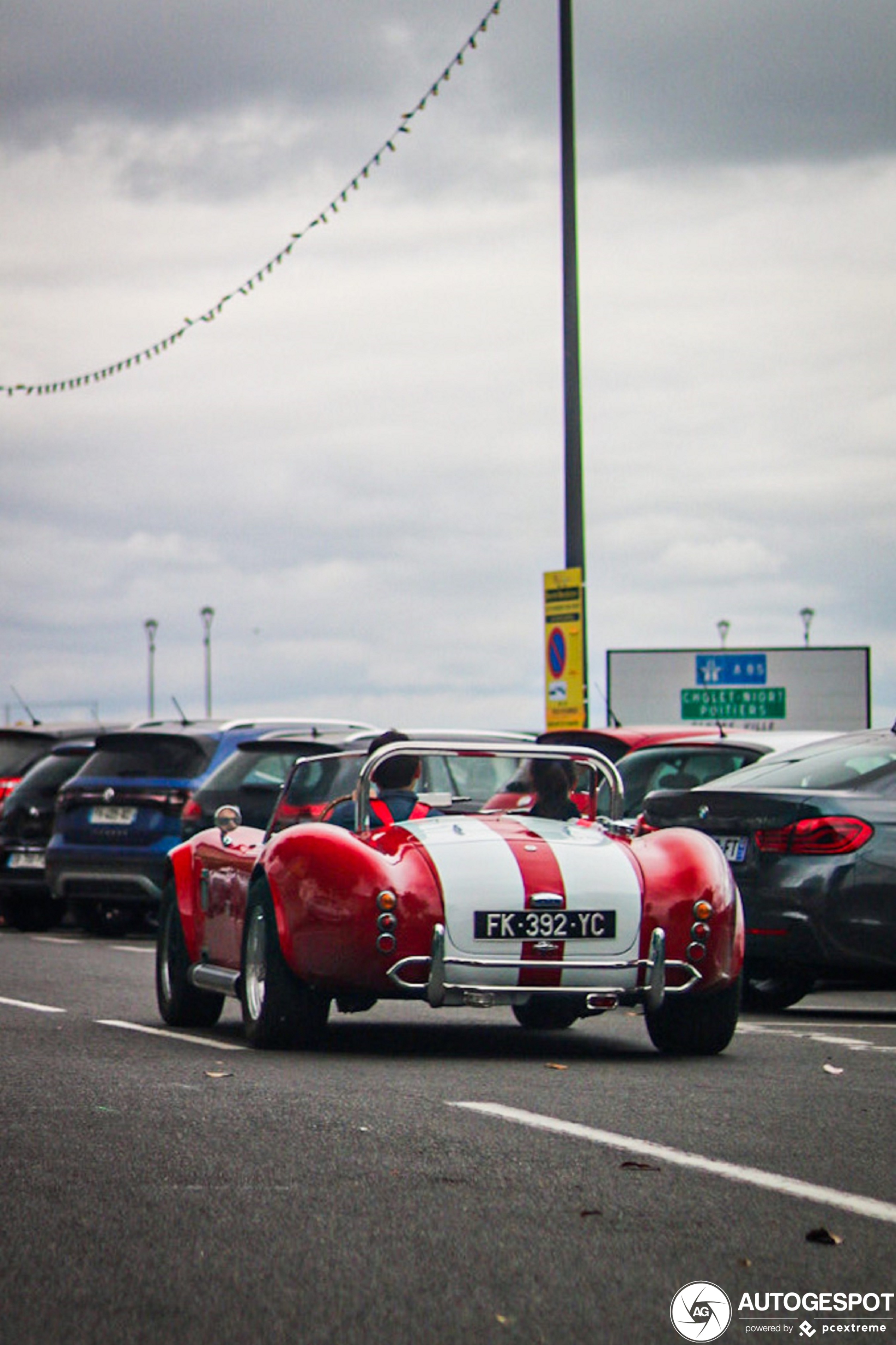 AC Cobra 427