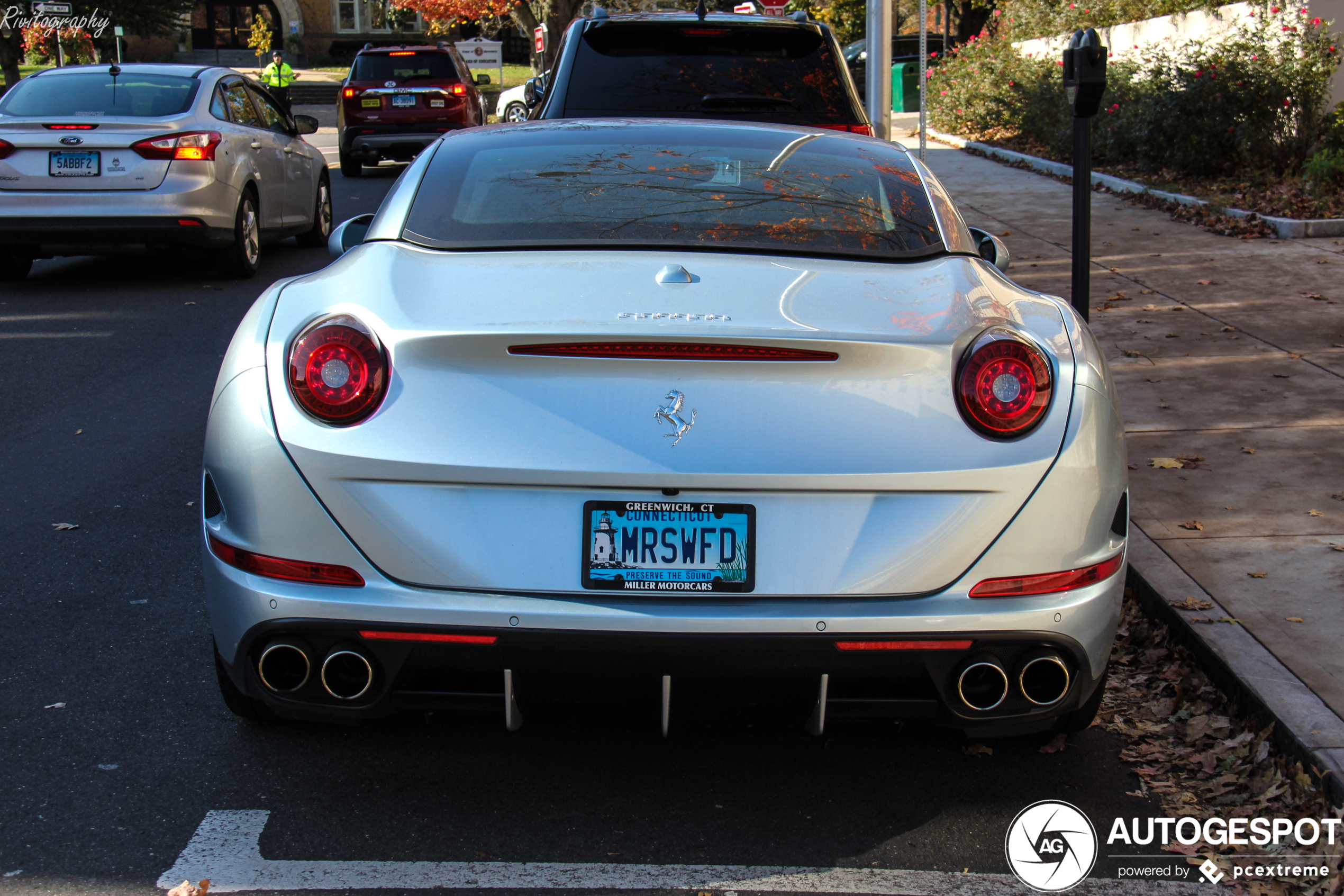 Ferrari California T