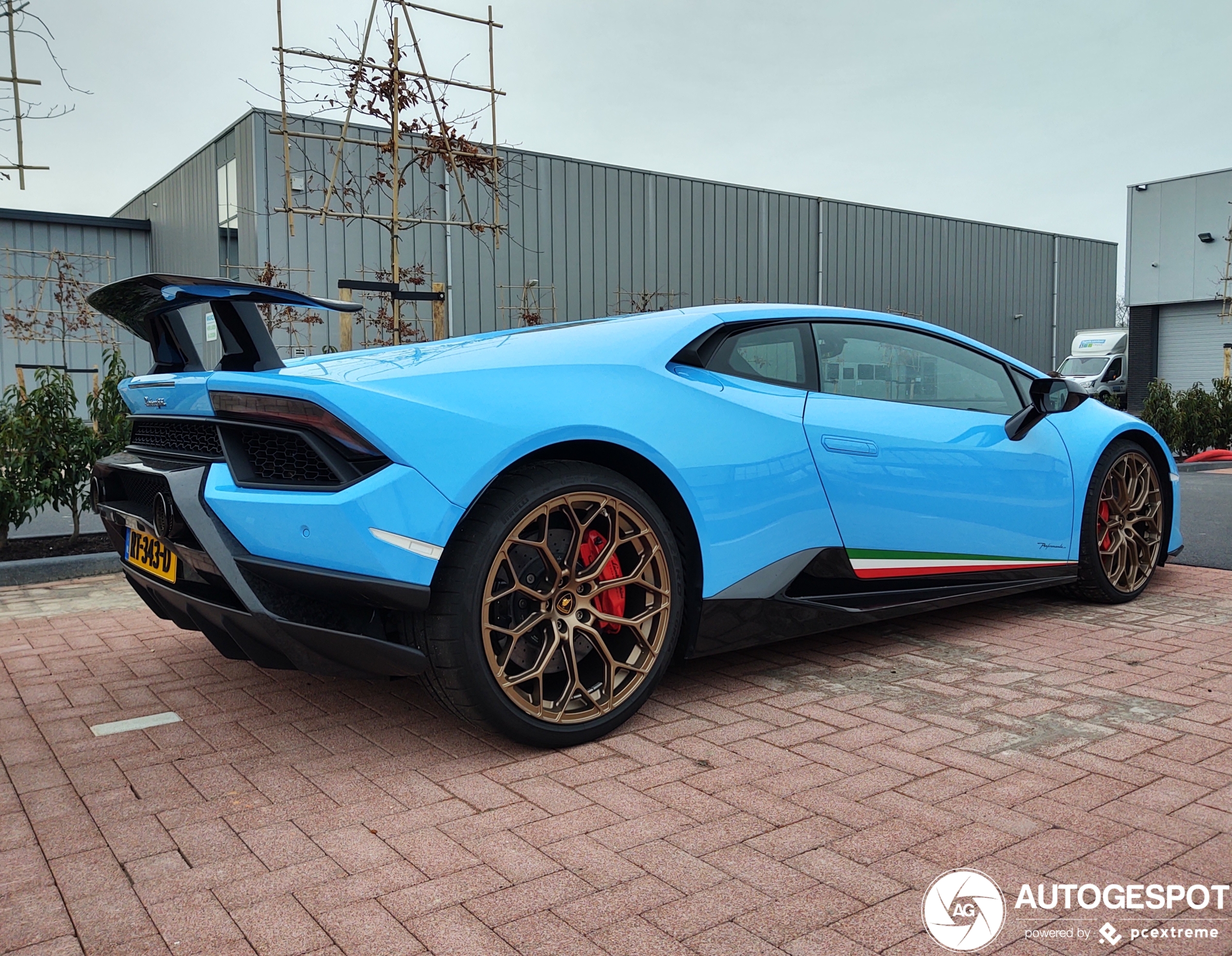 Lamborghini Huracán LP640-4 Performante