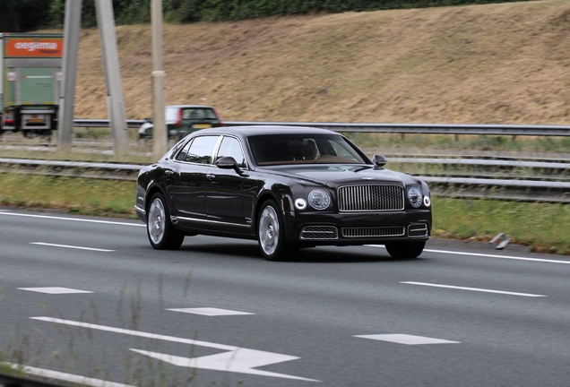 Bentley Mulsanne EWB 2016