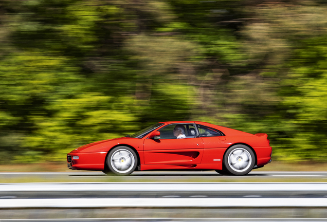 Ferrari F355 GTS