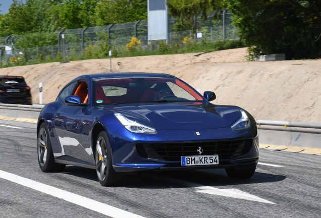 Ferrari GTC4Lusso