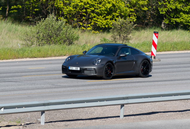 Porsche 992 Carrera S