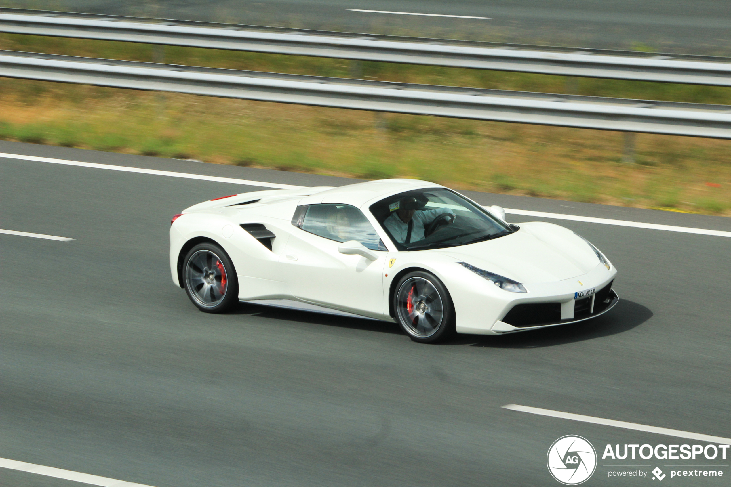 Ferrari 488 Spider