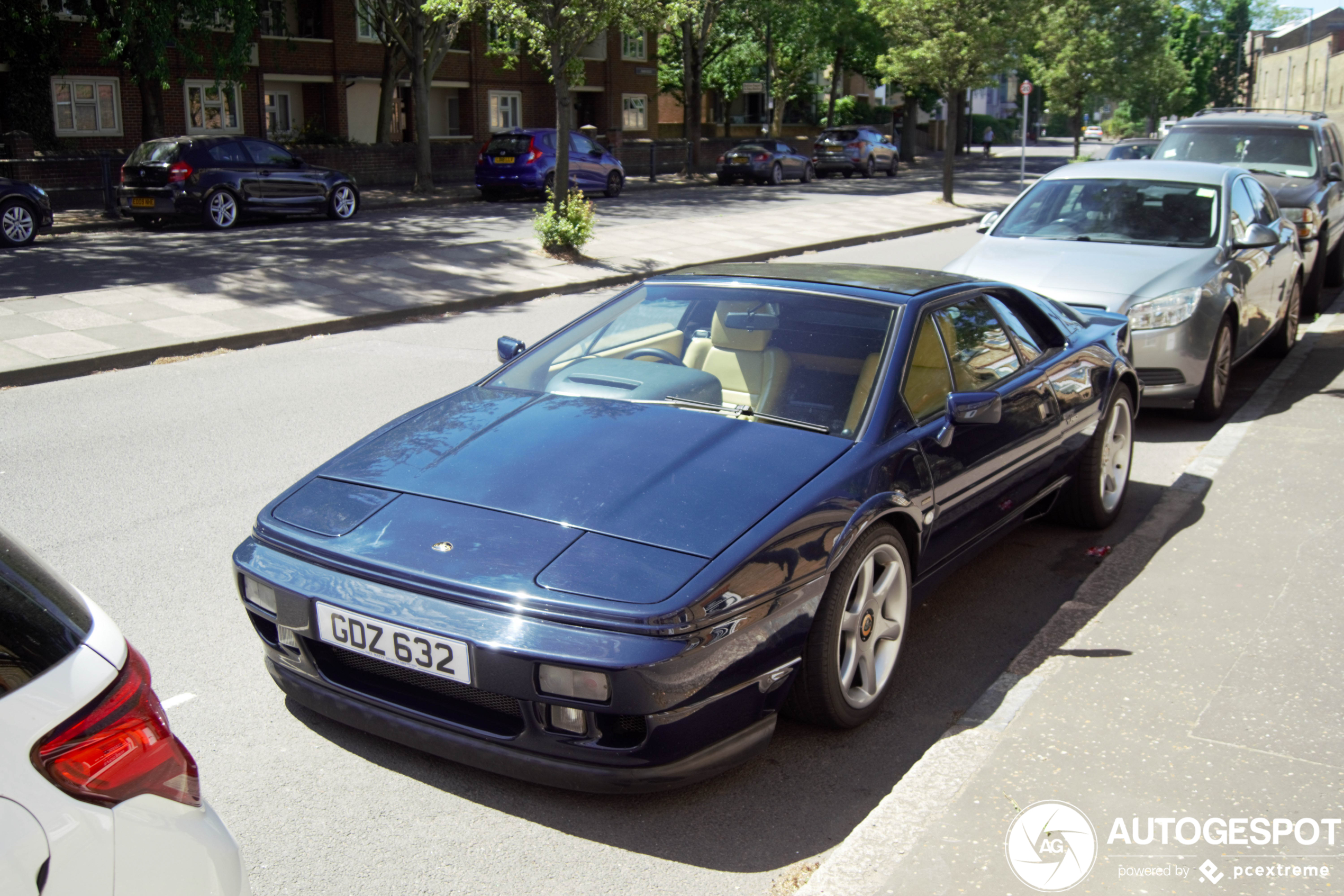 Lotus Esprit Turbo SE