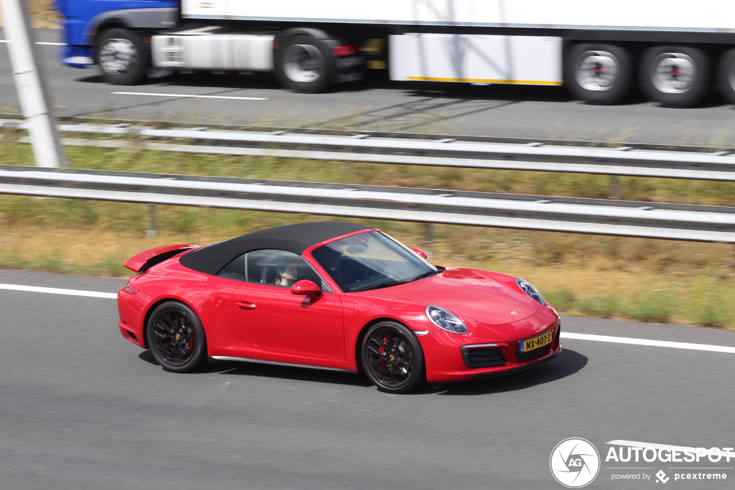 Porsche 991 Carrera 4S Cabriolet MkII