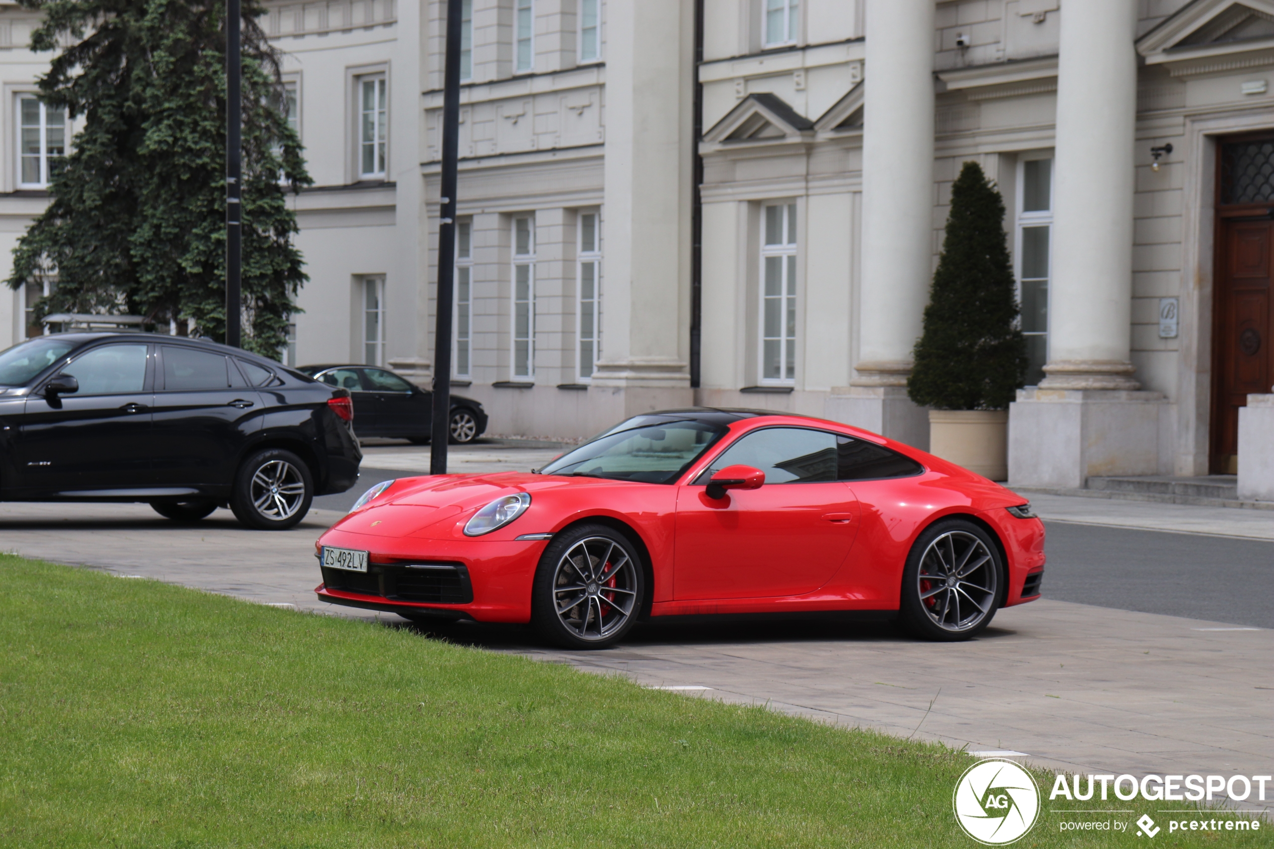 Porsche 992 Carrera 4S